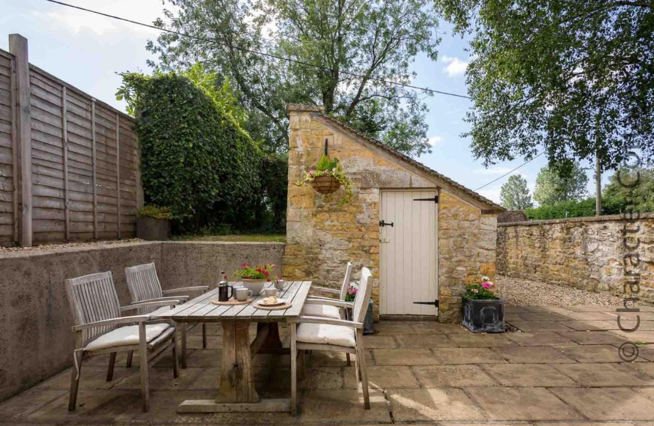 Weir Cottage بورتون أُنذ ووتر المظهر الخارجي الصورة