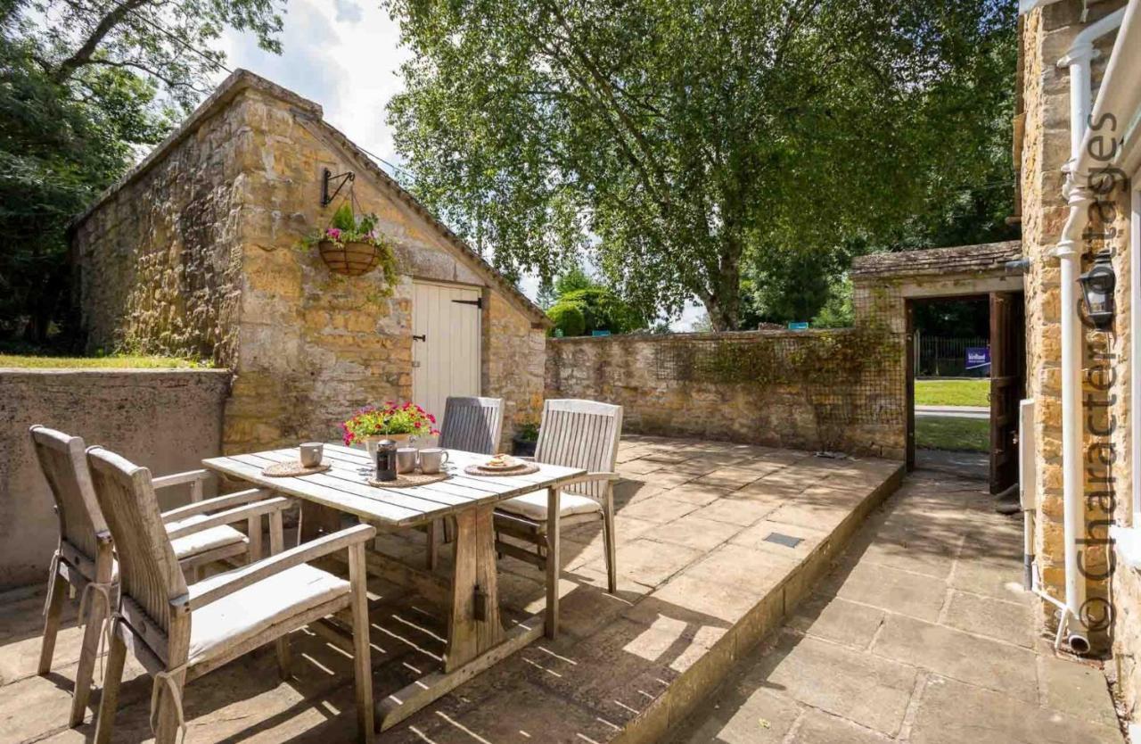 Weir Cottage بورتون أُنذ ووتر المظهر الخارجي الصورة